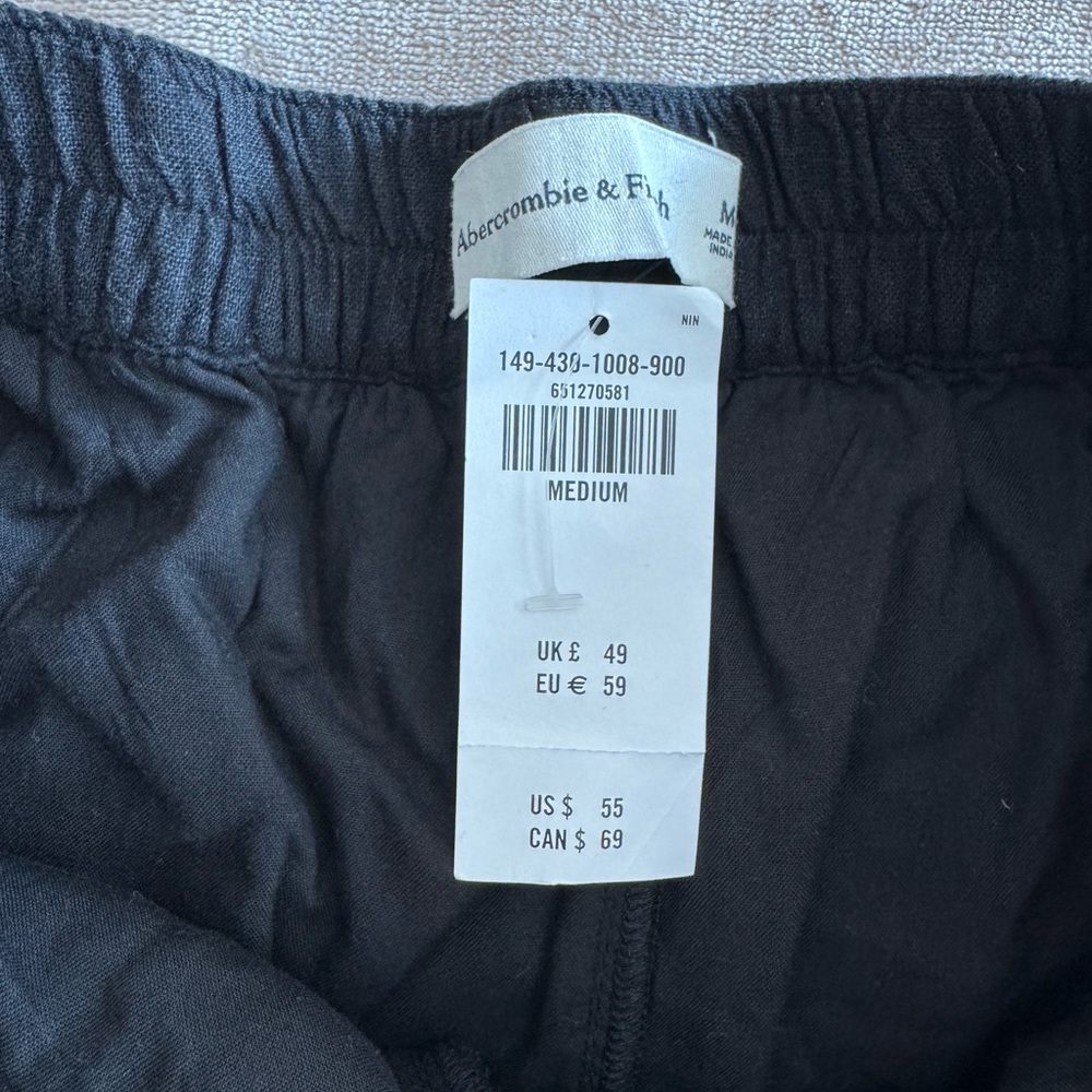 Abercrombie black linen shorts